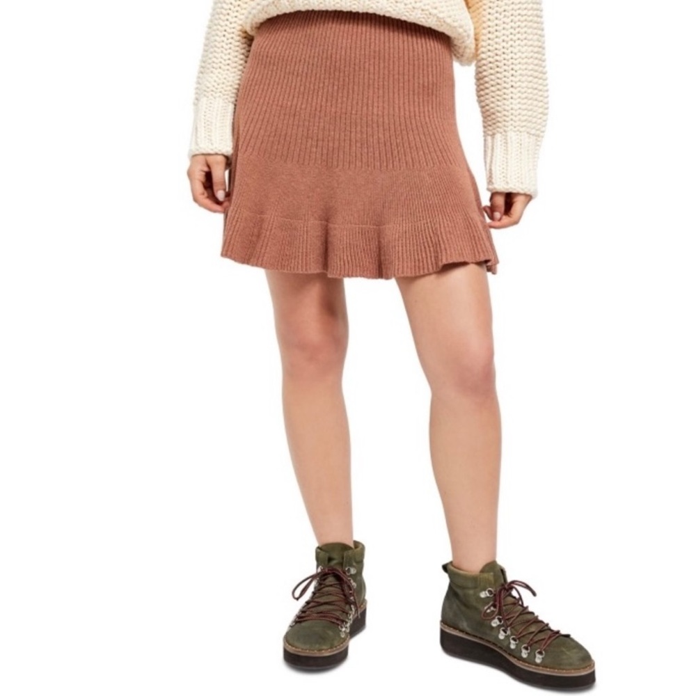 NWT FREE PEOPLE Ruffeled Sweater skirt